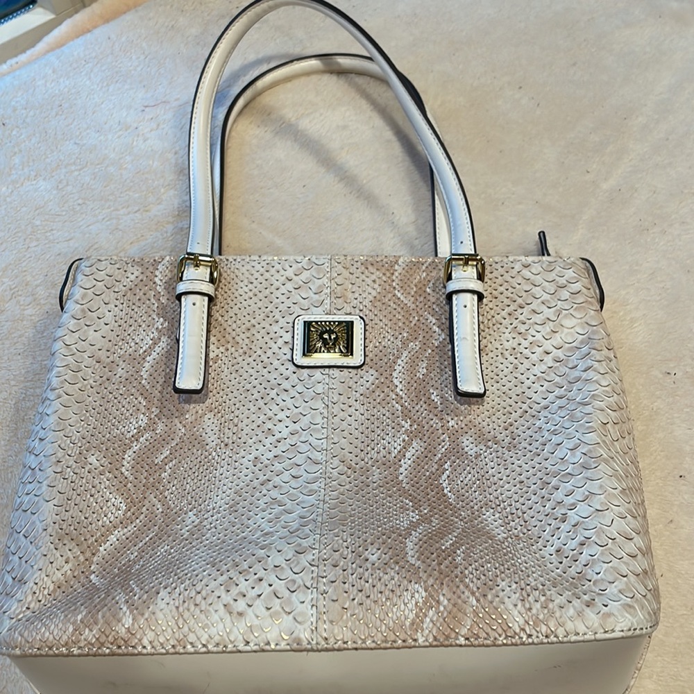 Anne Klein Georgia Large White/Tan/Ivory Faux Alligator Zippered Tote Bag